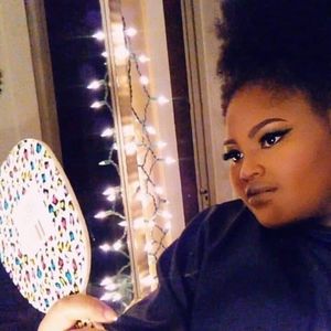 Meet your Posher, Faye